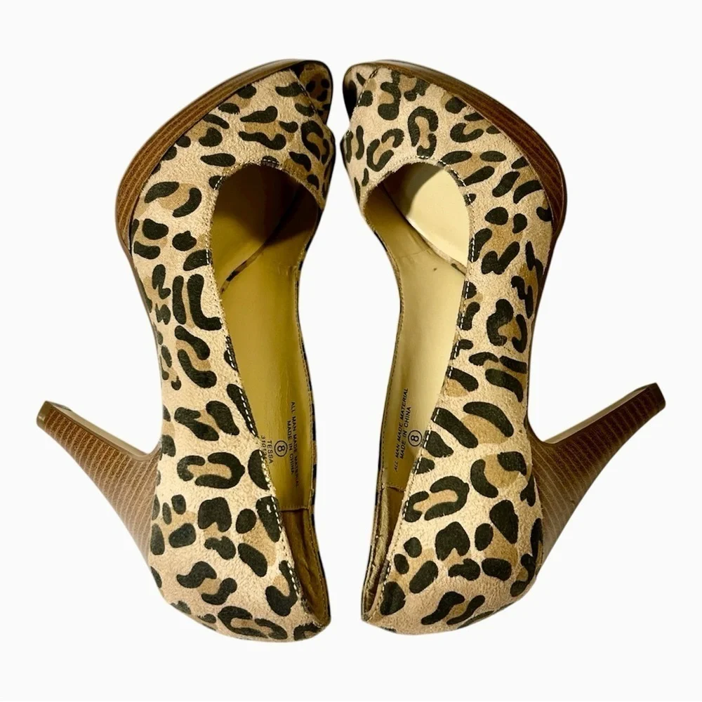 Curfew Leopard Print Peep Toe Heels. Size 8